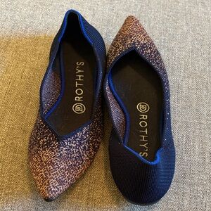 Rothy's Navy and Gold Patterned Flats